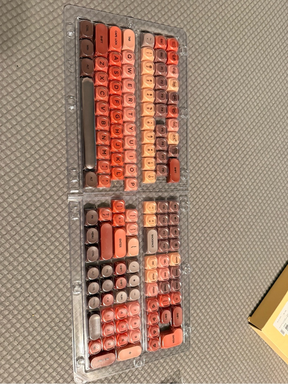 Lipstick keycaps